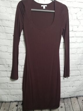 Bar 111 womens dress size Large longsleeve scoop neck. EUC